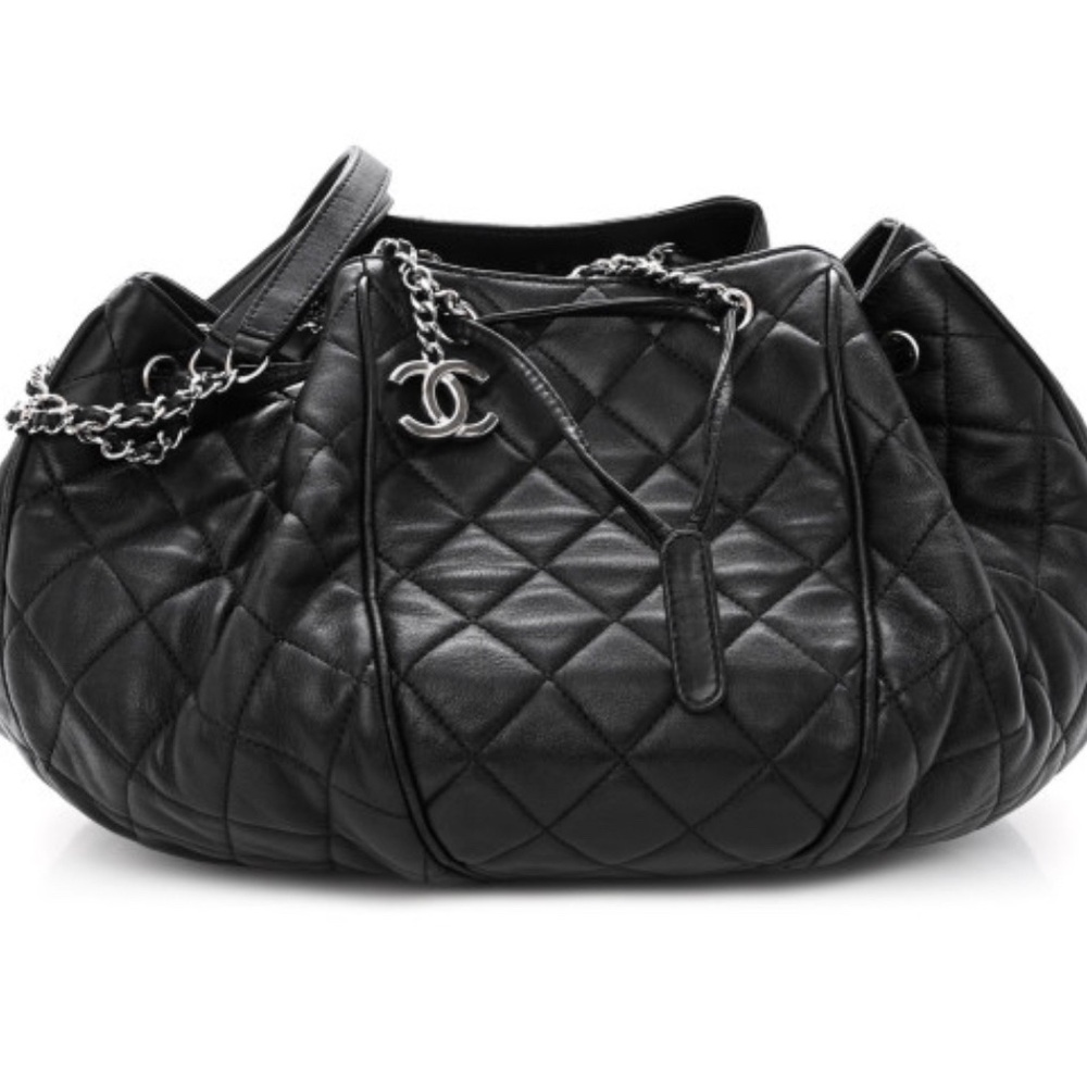 ChanelQuilted Drawstring Sac Cordon Bag - Picture 2 of 12